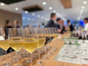 Weinverkostung Standdegustation K Messe